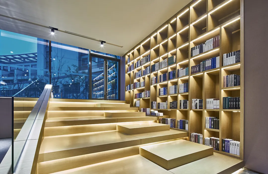 Q-Box Hotel Shanghai Sanjiagang-1
